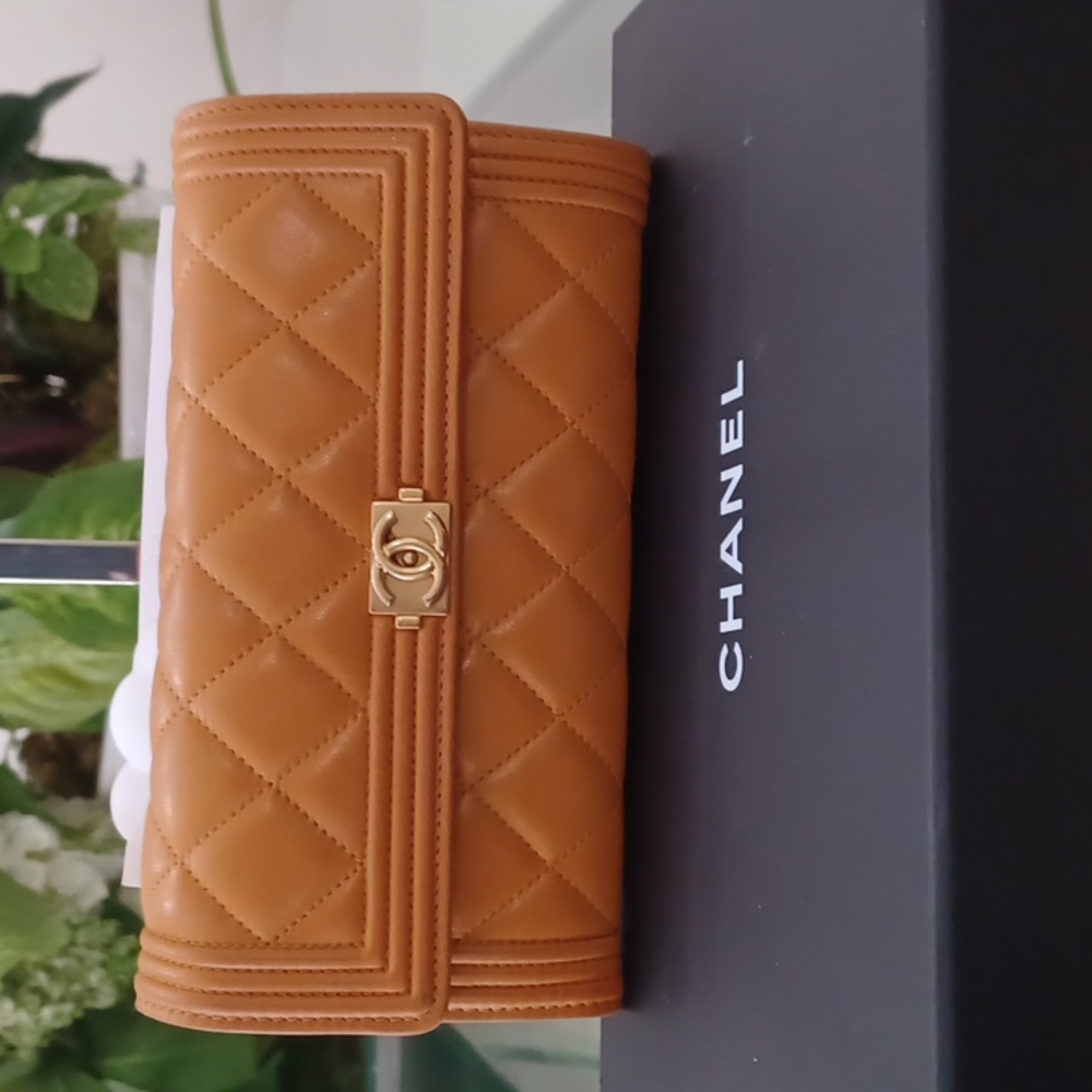 Chanel wallet - Picture 4 of 16